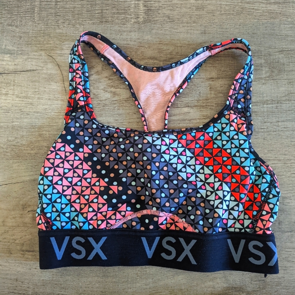 Victoria's Secret Sorts Bra